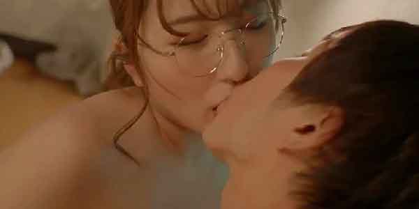 MEYD-754 ดาราเอวี  Mina Kitano อมกระดอแล้วนั่งขย่มรัว ๆ หีฟิดมากจนน้ำแตกในไปหลายรอบ